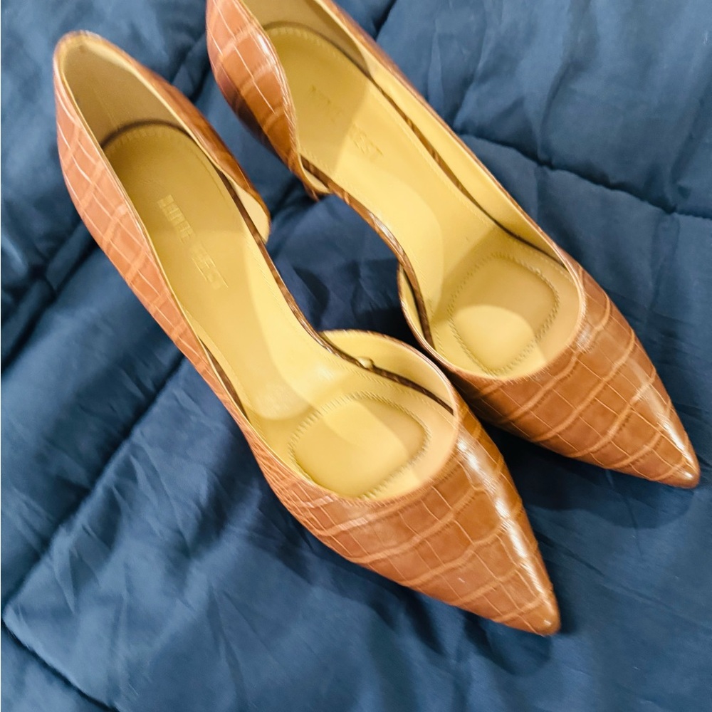 Nine West Tan Croc-Patterned Heels